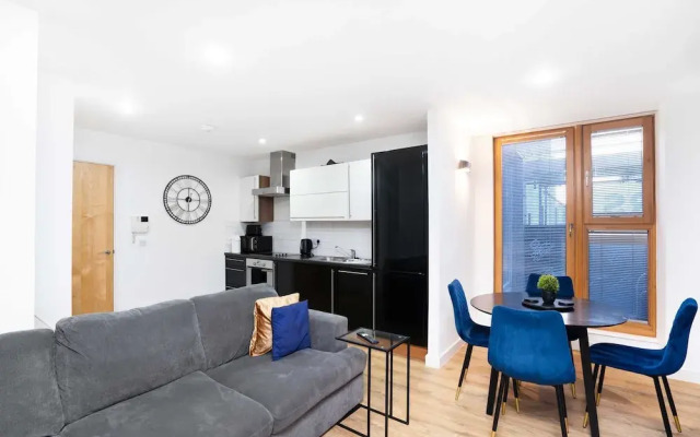 2br-city Centre-modern
