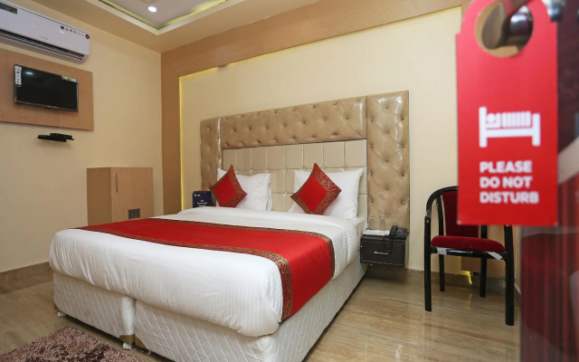 OYO 15530 Hotel G S Residency