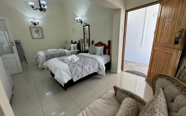 Blue Diamond Lodge