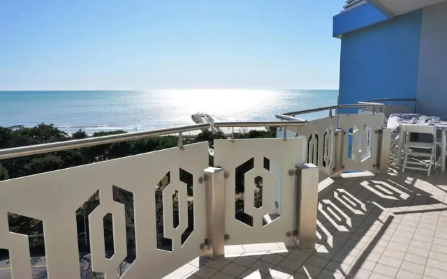 2-bedroom Apartment Near Beach