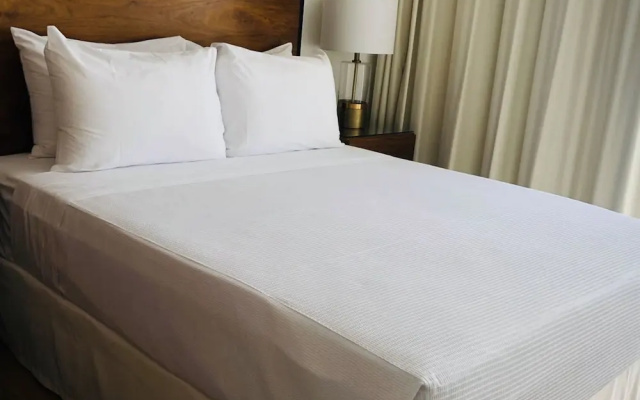 Cozy Condo Hotel