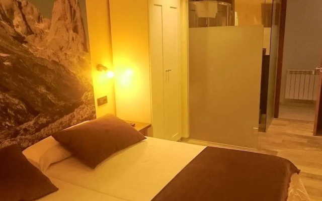 Hostal El Castañeu