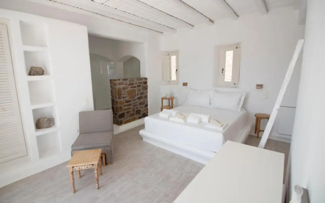 Mykonian Icon Villa