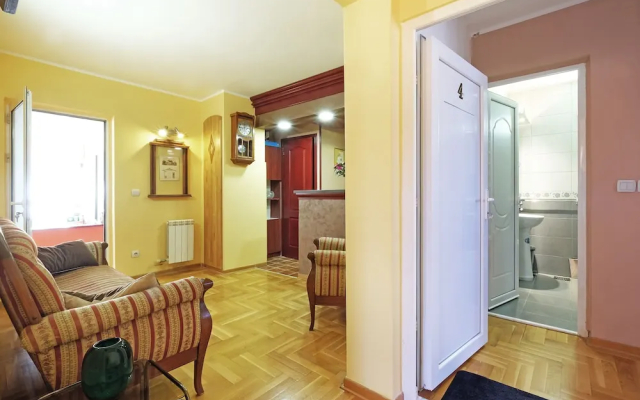 Villa Tower Gardos