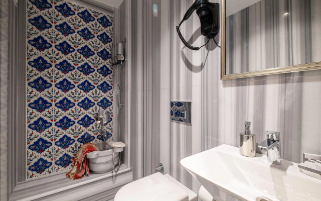 The Platine Plus Suite