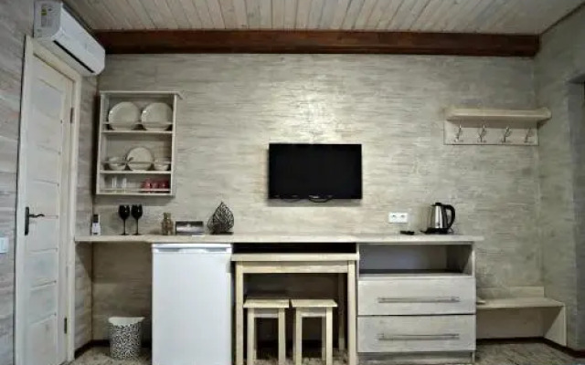 Edelweiss House