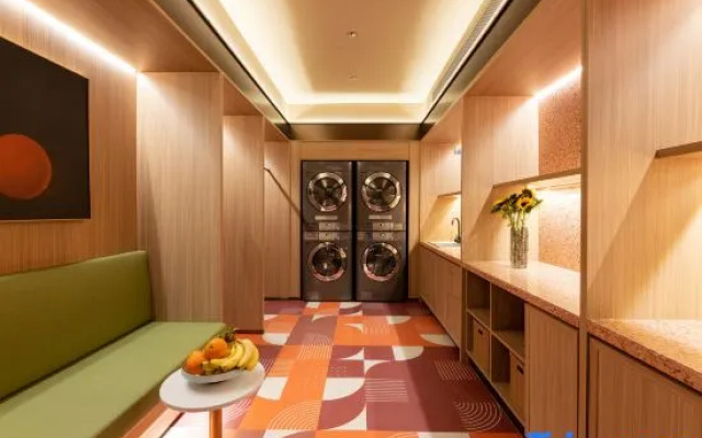 Orange Hotel (Sanhe Century Plaza)