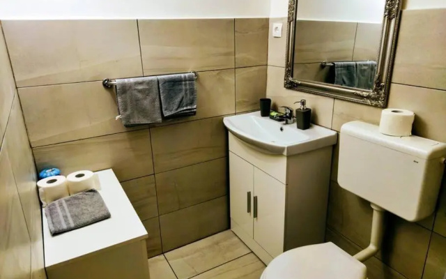 Dakota apartment 6+2