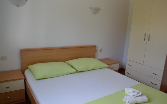 Apartment Marin2- near beach: A3 Trogir, Riviera Trogir