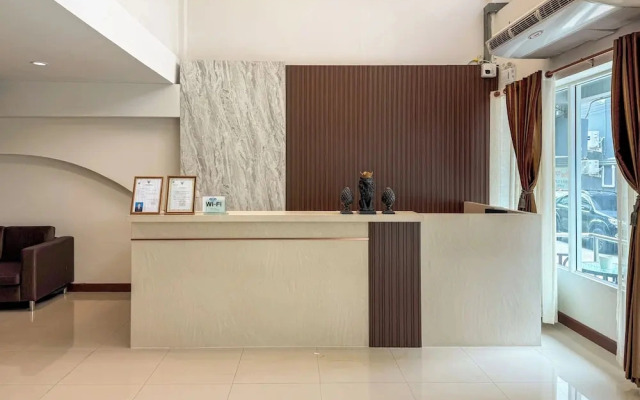 PL Residence Hotel Patamnak Soi 3
