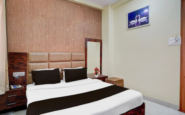 Collection O Deendyal Bus Terminal