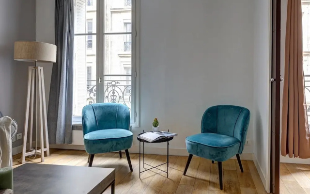 Modern Paris 2BR near Montparnasse