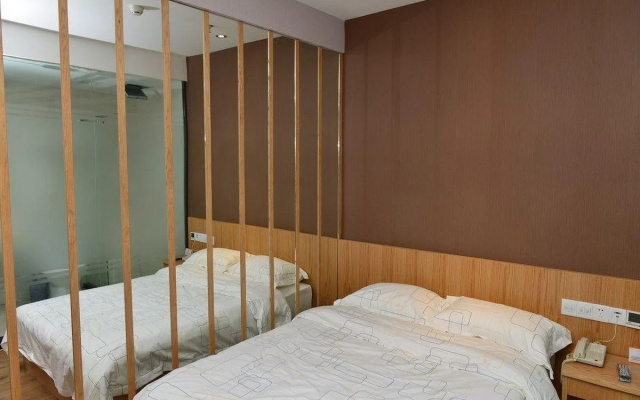 Super 8 Beijing Chaoyang Park Dongfeng South Road Hotel