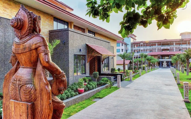 Crescent Spa And Resorts Indore
