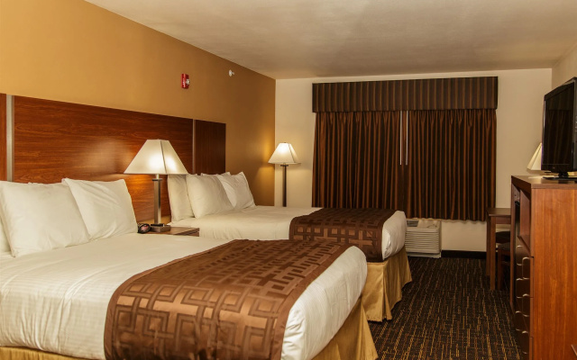 Richland Inn & Suites