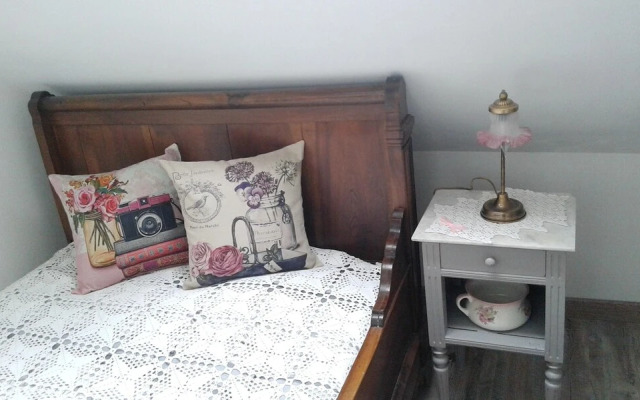 House With 3 Bedrooms in Notre-dame-du-touchet, With Pool Access, Encl