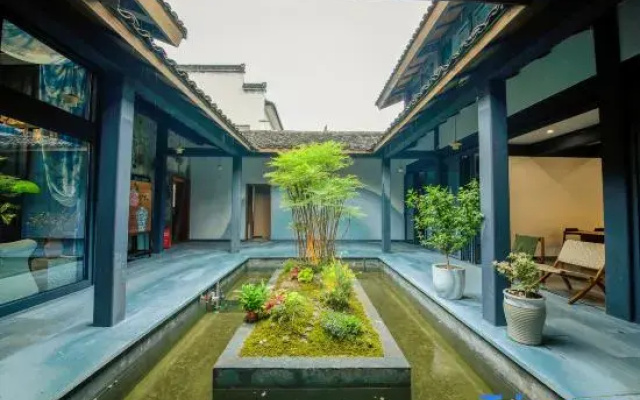 Lanwu X-Space Guesthouse (Huangshan Xixinan Ancient Village Branch)