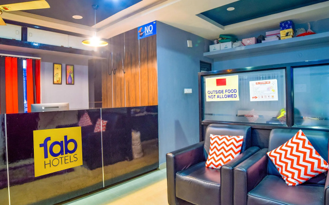 FabHotel IR Luxaria
