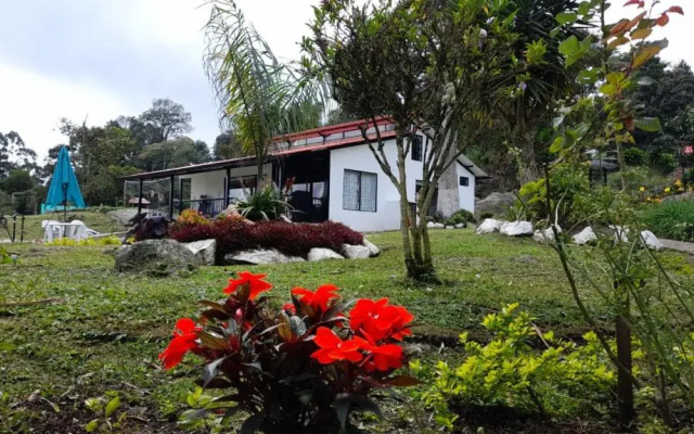Villa tata Granja autosostenible