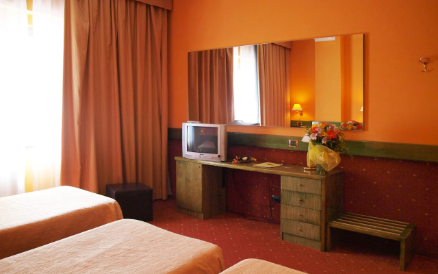 Euro Hotel
