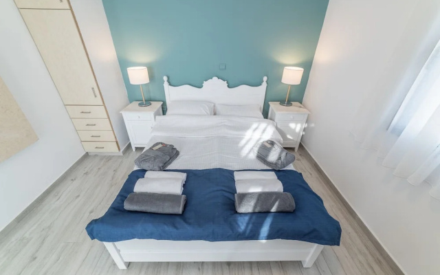 Villa Bella With Swimming Pool, Rethymno, Crete