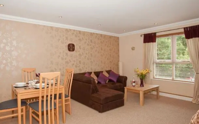 Riverbank View Apartment