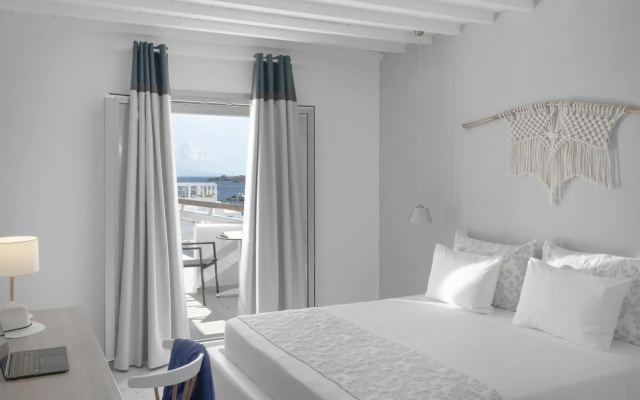 Mykonos Essence - Adults Only