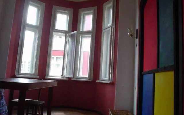 Art Hostel and B&B