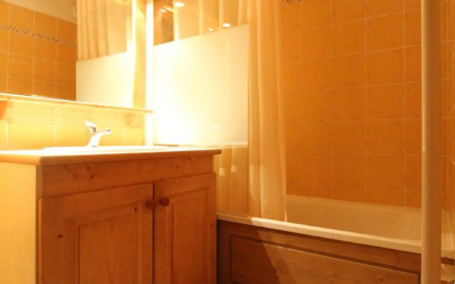 Appartement Lanslevillard, 3 pièces, 6 personnes - FR-1-508-44