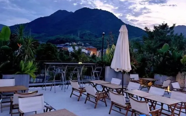 Mogan Mountain Wild Hills Ink Whispers Rooftop Garden Boutique Homestay
