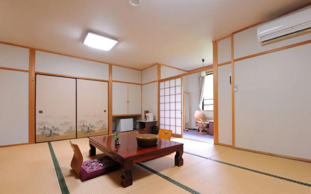 Iyanoyado Kazuraya