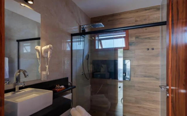 Aiolos Hotel & Discoveries