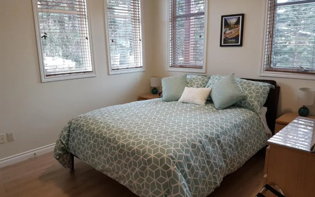 Banff Bear Bed & Breakfast