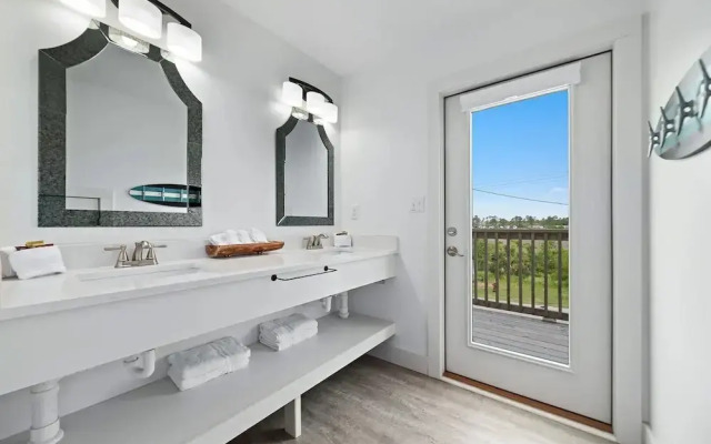 Pipedreams 333 8 Bedroom Home