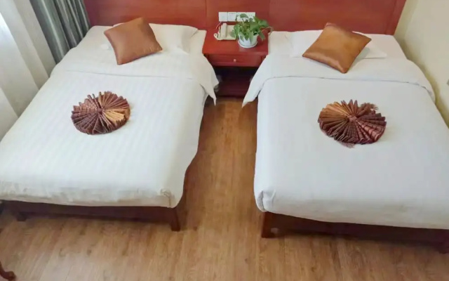 Super 8 Hotel Dunhuang Feng Qing Cheng
