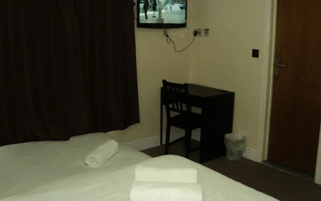 New Globe Hotel