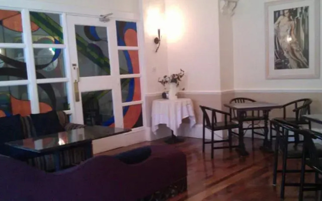 The Elms Court Hotel