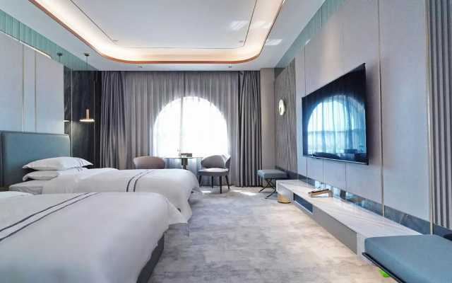 Royal International Hotel