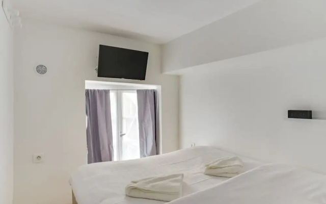 REX Duplex With Terrace