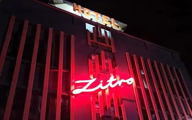 Zitro Hotel