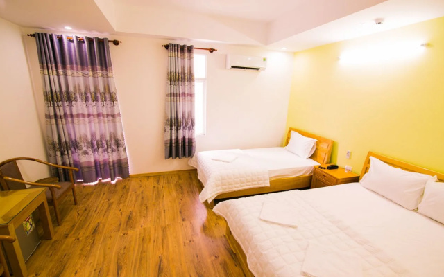 Dong Phuong Hotel