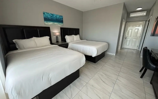 Grace Bay Suites
