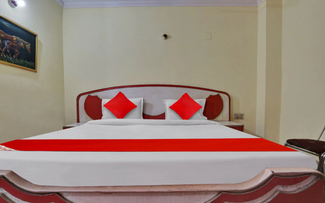 Hotel Abhishek Residency By The Arrow