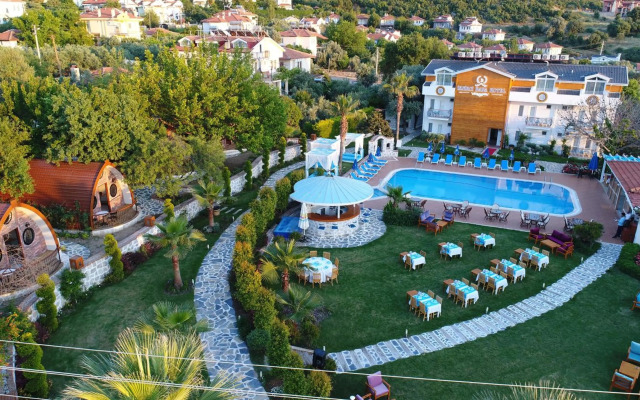 Iksirci Baba Hotel