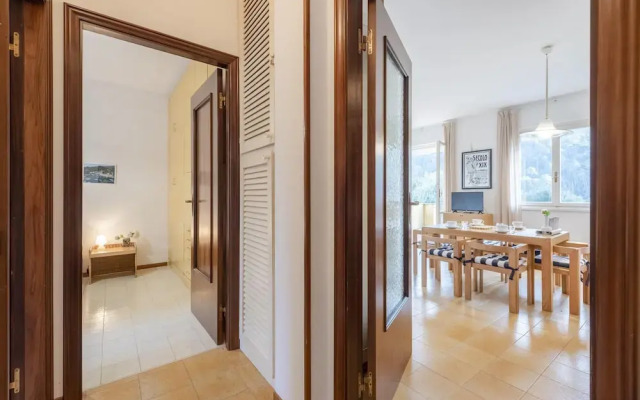 Peaceful Apartment In Deiva Marina