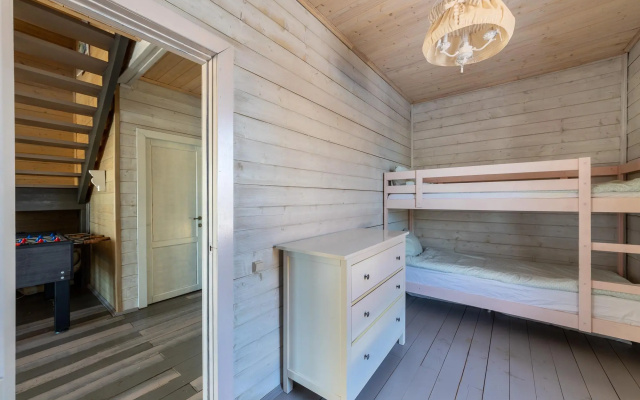 Гостевой комплекс HolidayThree (Холидей Три)