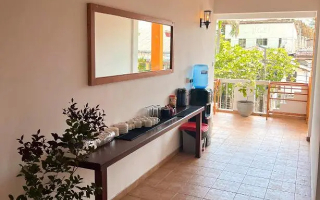 Hummus Hotel Hikkaduwa
