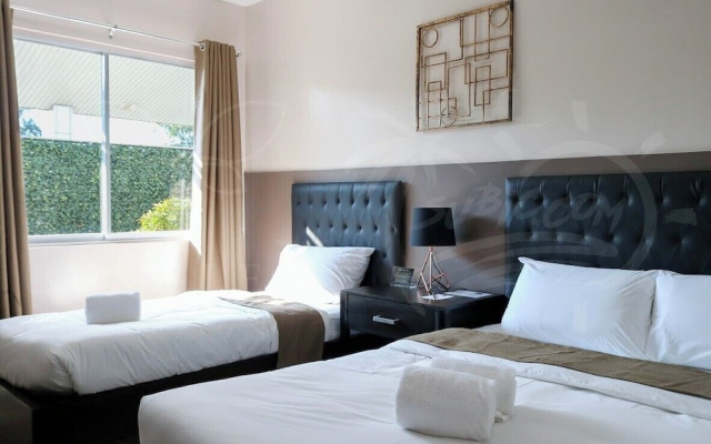 Bumble V Subic Hotel