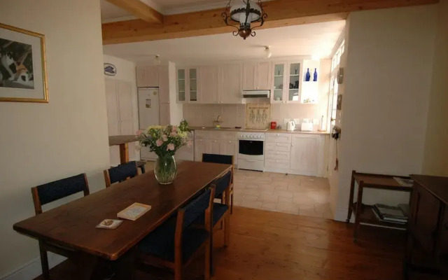 Cottons Cottage