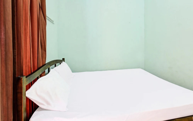 Hotel O Homestay Bang HajiNearLapangan Penujak ( Inen Gonggang)